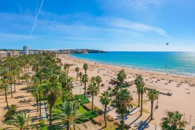 Image de Bel appartement pour 6 personnes avec climatisation, piscine, Wifi, Tv et terrasse