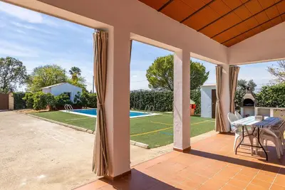 Image de Maison de vacances privée avec climatisation, piscine privée, Wifi, Tv, patio, animaux admis