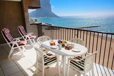 Image de Confortable appartement pour 4 personnes avec climatisation, Wifi, Tv et terrasse