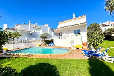 Image de Vilamoura Brightness Villa With Pool by Homing