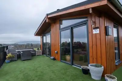 Image de Merveilleuse maison de vacances privée pour 6 personnes avec Wifi, Tv et balcon