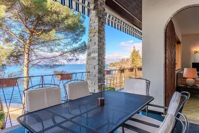 Image de Merveilleuse maison de vacances privée avec Wifi, Tv, terrasse, animaux admis et parking