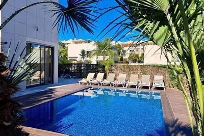 Image de Maison de vacances privée avec piscine privée, climatisation, Wifi, Tv, patio, parking