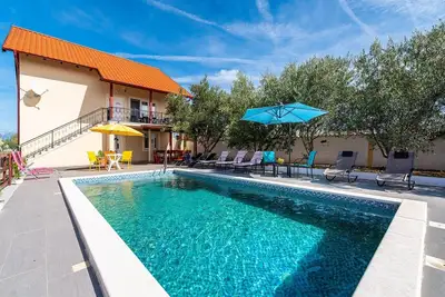 Image de Holiday Home Villa Vesna Lux - Five Bedroom Villa with Swimming Pool