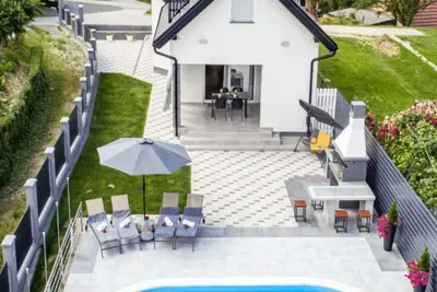 Image de Holiday Home with Swimming pool