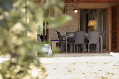 Image de Merveilleuse maison de vacances privée avec climatisation, Tv, patio et animaux admis