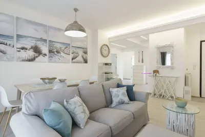 Image de Joli appartement pour 6 personnes avec Wifi, climatisation, Tv et balcon