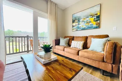 Image de The Cleveland, 2br Modern Condo by VelvetDitchVillas