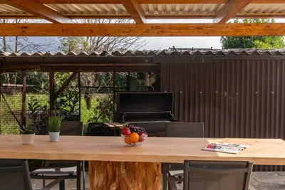 Image de Belle maison de vacances privée avec Wifi, Tv, patio, animaux admis et parking