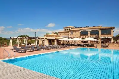 Image de Confortable appartement pour 4 personnes avec Wifi, piscine, Tv et terrasse