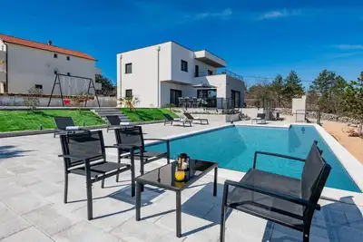 Image de Maison de vacances privée avec climatisation, Wifi, piscine privée, Tv, terrasse, vue panoramique