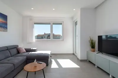 Image de Agréable appartement pour 6 personnes avec Wifi, climatisation, Tv et balcon