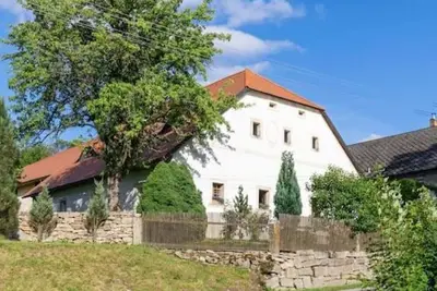 Image de Merveilleuse maison de vacances privée pour 8 personnes avec Wifi, patio, animaux admis et parking