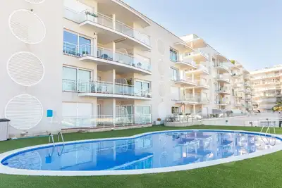 Image de Agréable appartement pour 6 personnes avec Wifi, piscine, Tv, terrasse et parking
