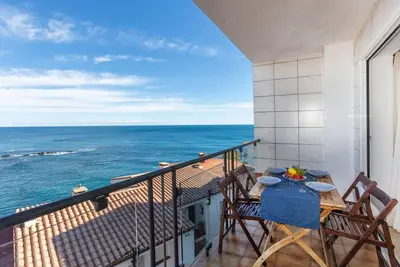 Image de Bel appartement pour 4 personnes avec Wifi, climatisation, Tv, terrasse, animaux admis et parking