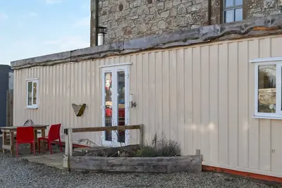 Image de Half Pint is part of the very quirky Tain Glamping located in an industrial area of Tain.