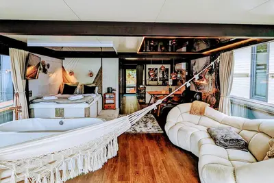 Image de Magnifique bateau à Sagard avec sauna