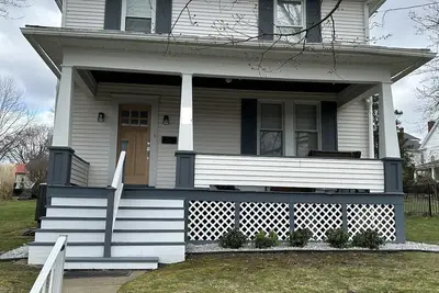 Image de Spacious Ligonier Home 3/3. 3m to downtown. New amenities, central heat, A/C!