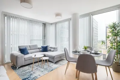 Image de Central 2 bed flat, free parking