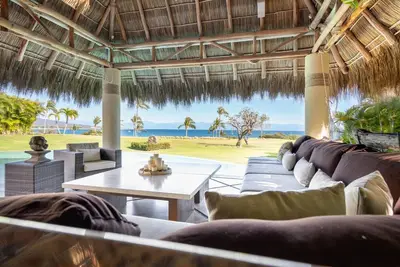 Image de Luxury 5-Bedroom Ocean View Villa with Private Pool & Staff in Punta Mita