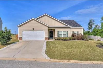 Image de Large Open Concept Home  <20 min from Augusta National