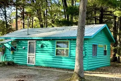Image de Salmon Fishing Adventure Cabin here near the famous Tippy Dam.