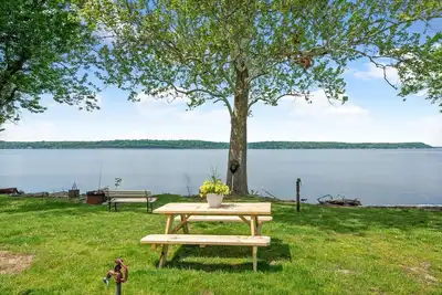 Image de Waterfront Rivers Edge~on the Mississippi