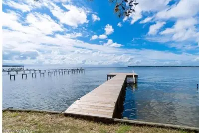 Image de Pet Friendly, Private Waterfront Cottage