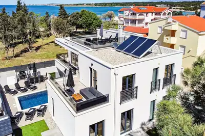 Image de Magnifique maison de 5 chambres à Zaton