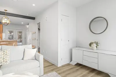 Image de B233 Banff Woods Lodge- A/C, Backs into trees, 2bd, 2bt, Close to Banff Gate