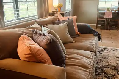 Image de 10 minutes to Lake Fork boat ramp, cozy 2 bedroom 1 bath with boat parking