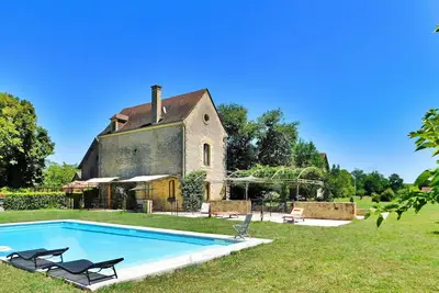 Image de Belle maison à Domme avec WiFi