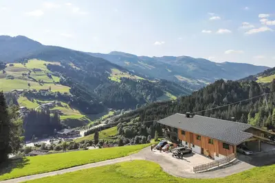 Image de Chalet Holzerjuwel by Interhome