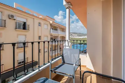 Image de Appartement \"Apartamento Dayca\" avec vue sur la mer, piscine commune et terrasse privée