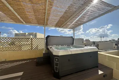 Ta' Pinu Spa Suite - Luxury Heritage Living