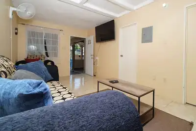 Image de Portmore Peaceful Stay \n3BR House in Greater Portmore With Ac and Hot water