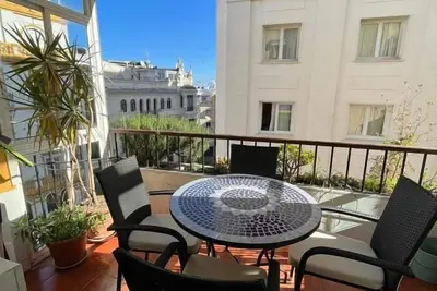 Image de Espace, confort et lumière au centre de Séville