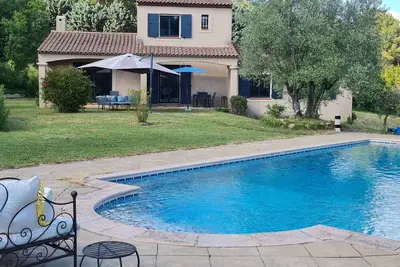 Image de Villa Avec Piscine Et Climatisation Proche Aix En Provence