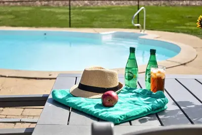 Image de Spacious Game Room, 4br/2. 5ba, Pool, 7 Beds