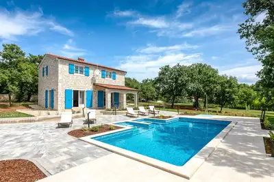 Image de Villa Irena Funtana in a quiet location, with pool close to Zelena Laguna Resort