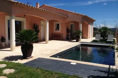 Image de Villa 160m2 Clim, Piscine, terrain2500m2, 8km de la mer