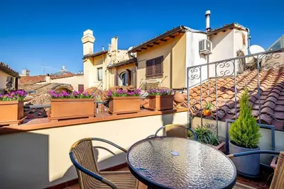 Image de Yid penthouse in Santa Croce