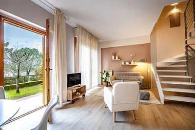 Image de YiD With Garden Close to Florence