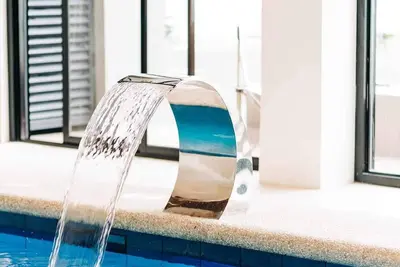 Image de Lukali Staycation, 2level, 3br, 2baths, Wifi, mini gym, billiard table, plunge pool.