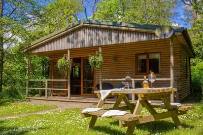 Image de Fiddlers Green Log Cabin, Tenby