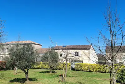 Image de Le gîte de Moulin situé à cubnezais au cœur du vignoble bordelais.