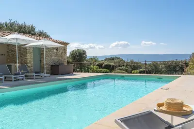 Image de Vacances en Provence - Au paradis caché