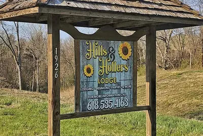 Image de Hills and Hollers Hunting Lodge, check availability during October thru December