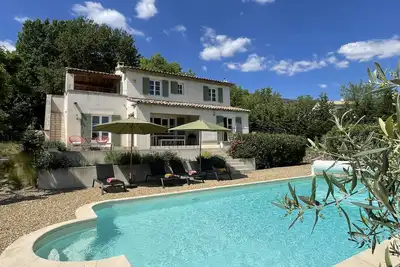 Image de Vacances en Provence dans le Luberon - Nos jours heureux