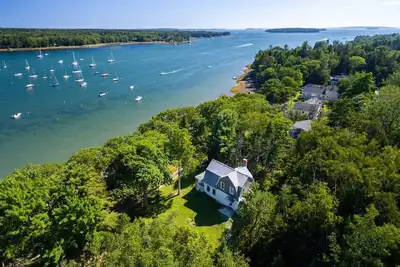 Image de Mere Point Sunrise Views at Eastern Shore!